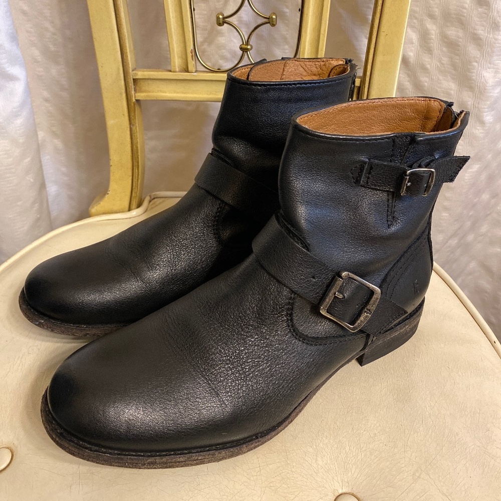 Brand new Frye boots